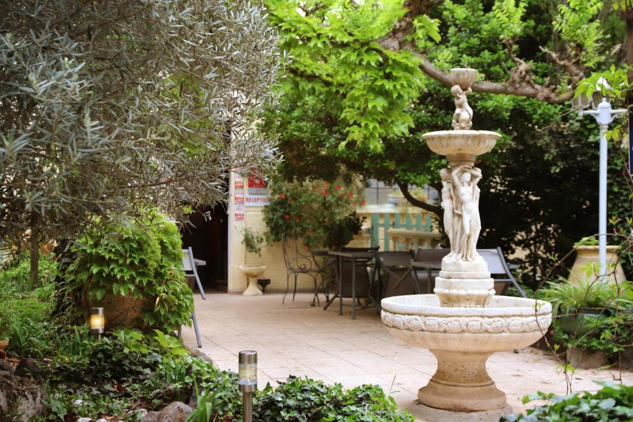 Les Jardins Du Patriarche Hotel Агд Экстерьер фото