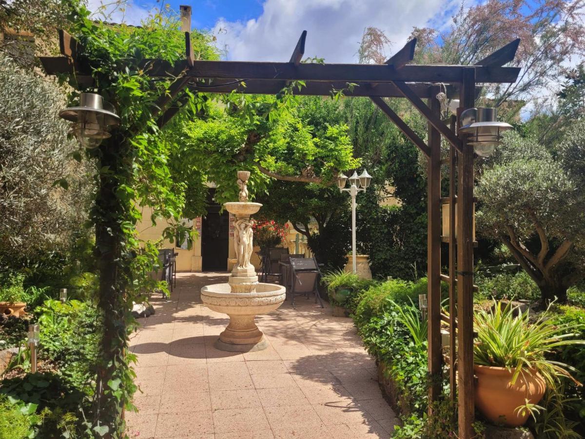 Les Jardins Du Patriarche Hotel Агд Экстерьер фото