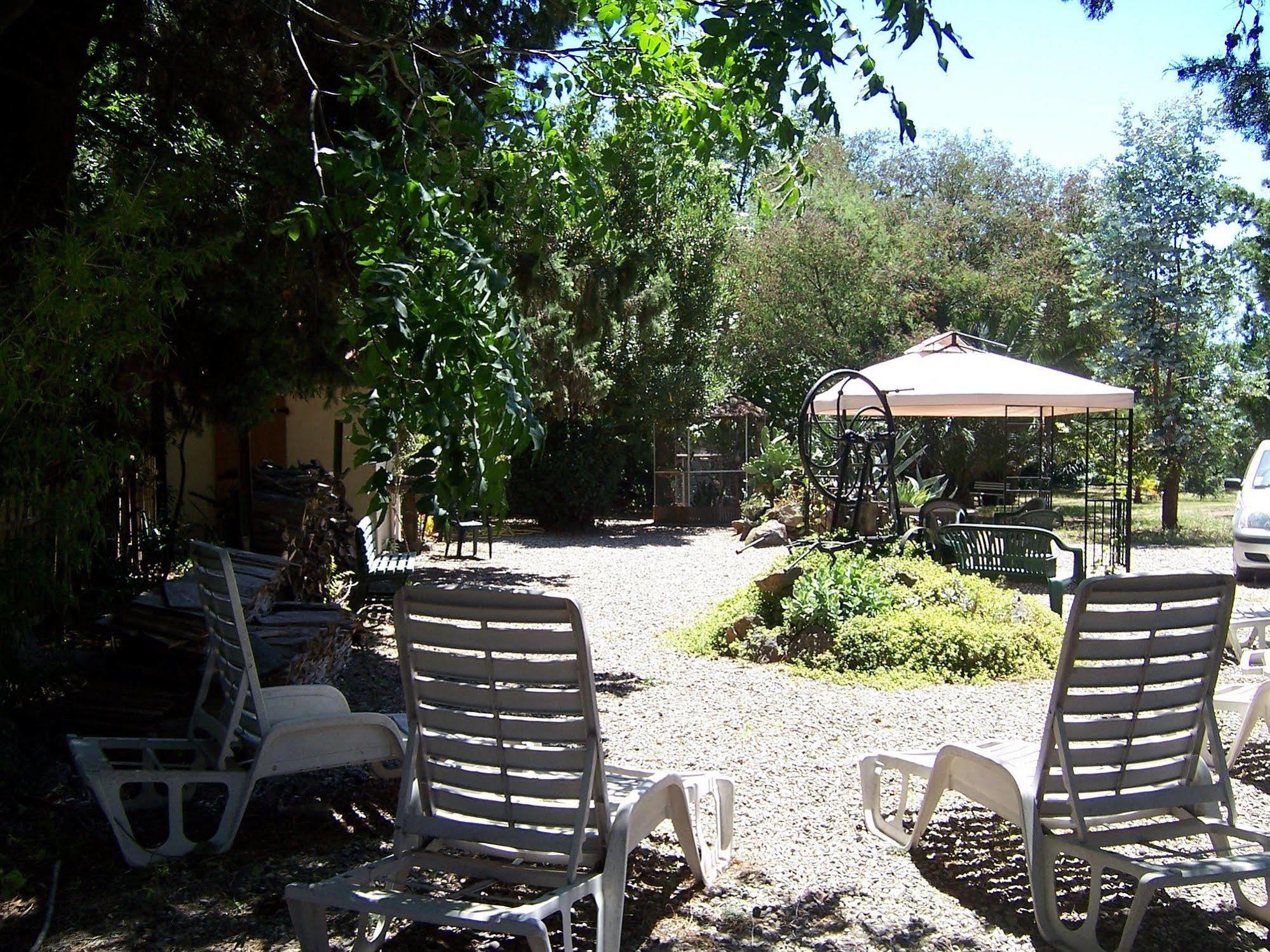 Les Jardins Du Patriarche Hotel Агд Экстерьер фото